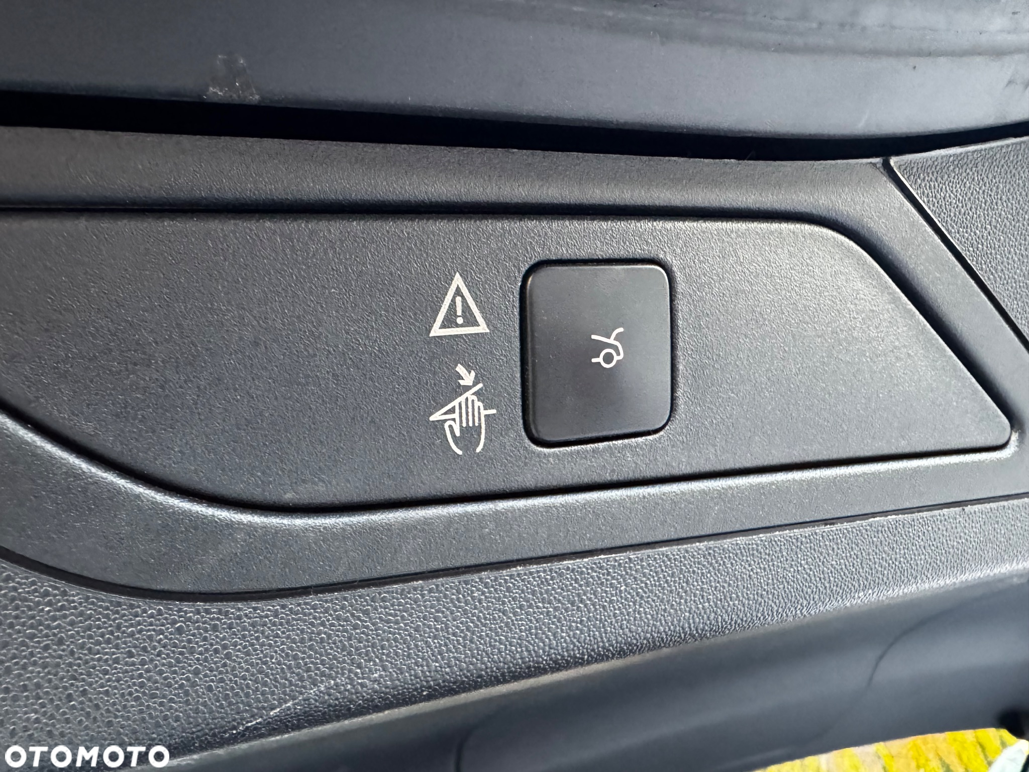 Citroën C4 Picasso PureTech 130 Stop&Start EAT6 SHINE - 19