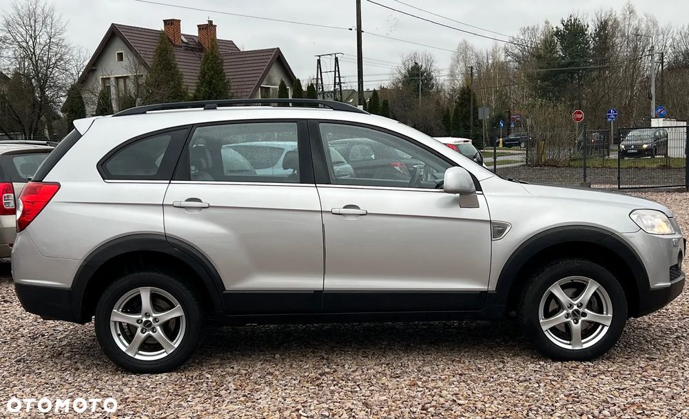 Chevrolet Captiva 2.4 LS - 4