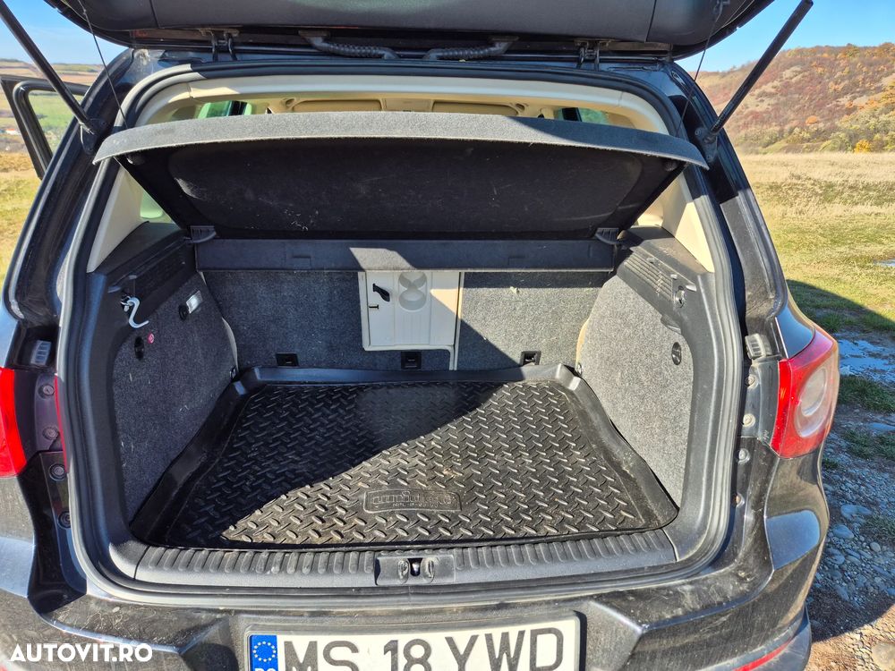 Volkswagen Tiguan - 5