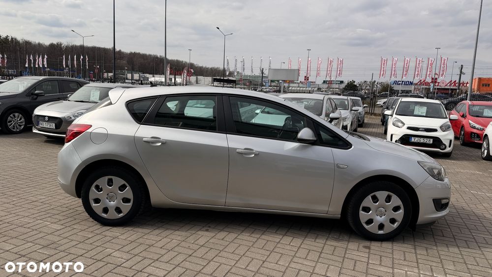 Opel Astra 1.4 T Cosmo - 34