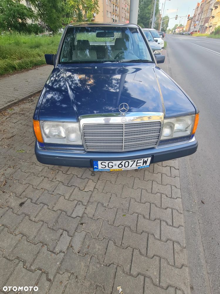 Mercedes-Benz W124 (1984-1993) - 1