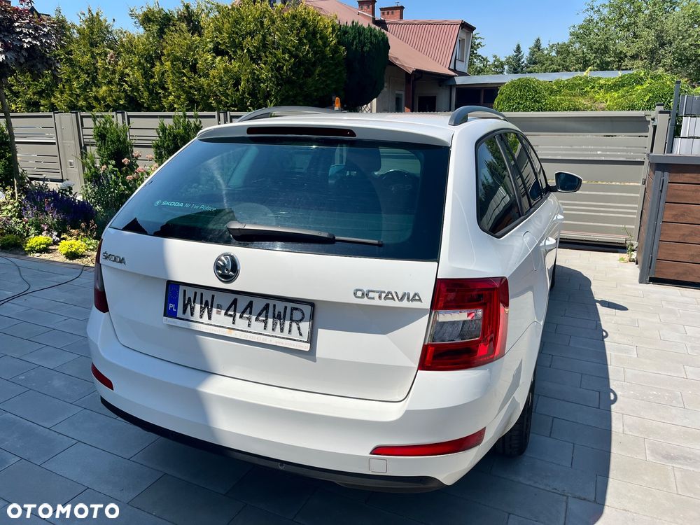 Skoda Octavia 1.6 TDI Elegance DSG - 20