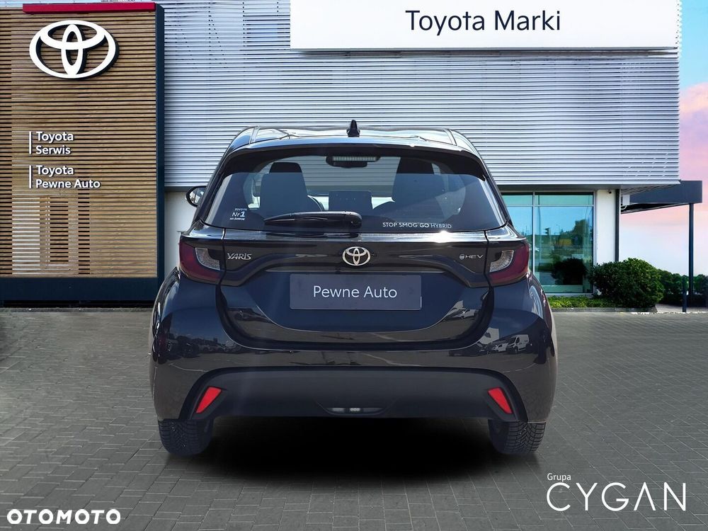 Toyota Yaris - 4
