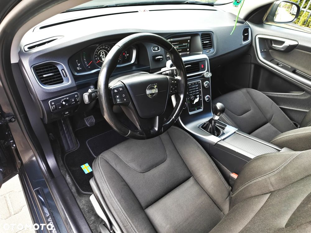 Volvo V60 D2 - 19