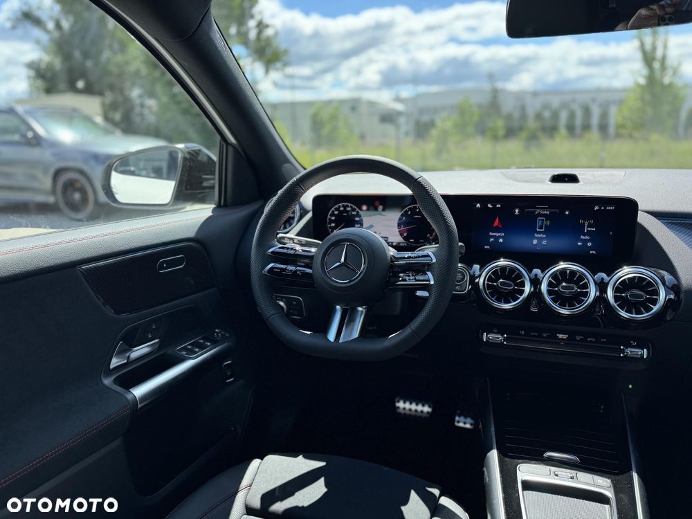 Mercedes-Benz GLA 200 mHEV AMG Line 7G-DCT - 14