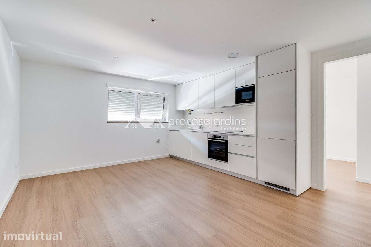 Apartamento T1 Semi-Novo - Leiria - Grande imagem: 5/15