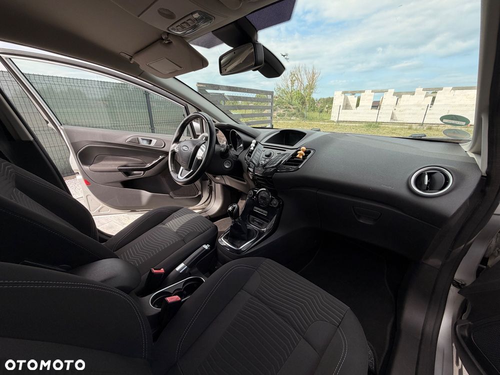 Ford Fiesta - 19