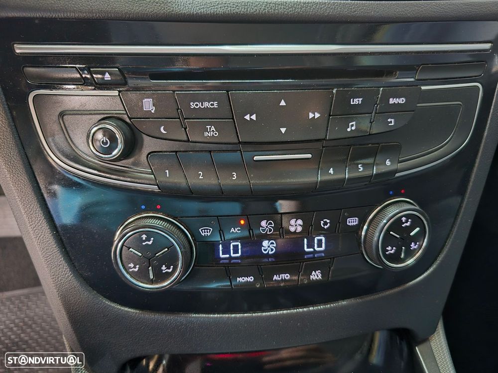 Peugeot 508 SW 1.6 e-HDi Active 2-Tronic 105g - 14