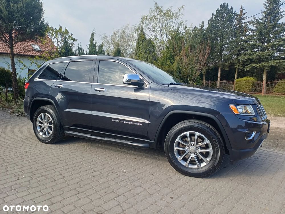 Jeep Grand Cherokee - 14