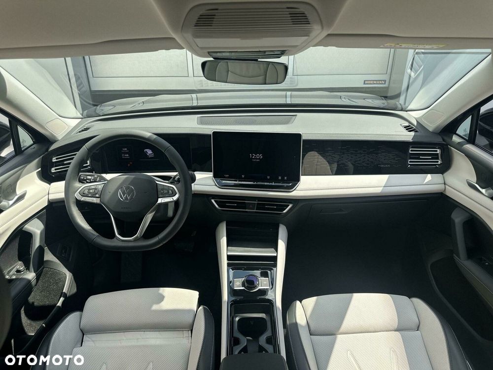 Volkswagen Tiguan - 13
