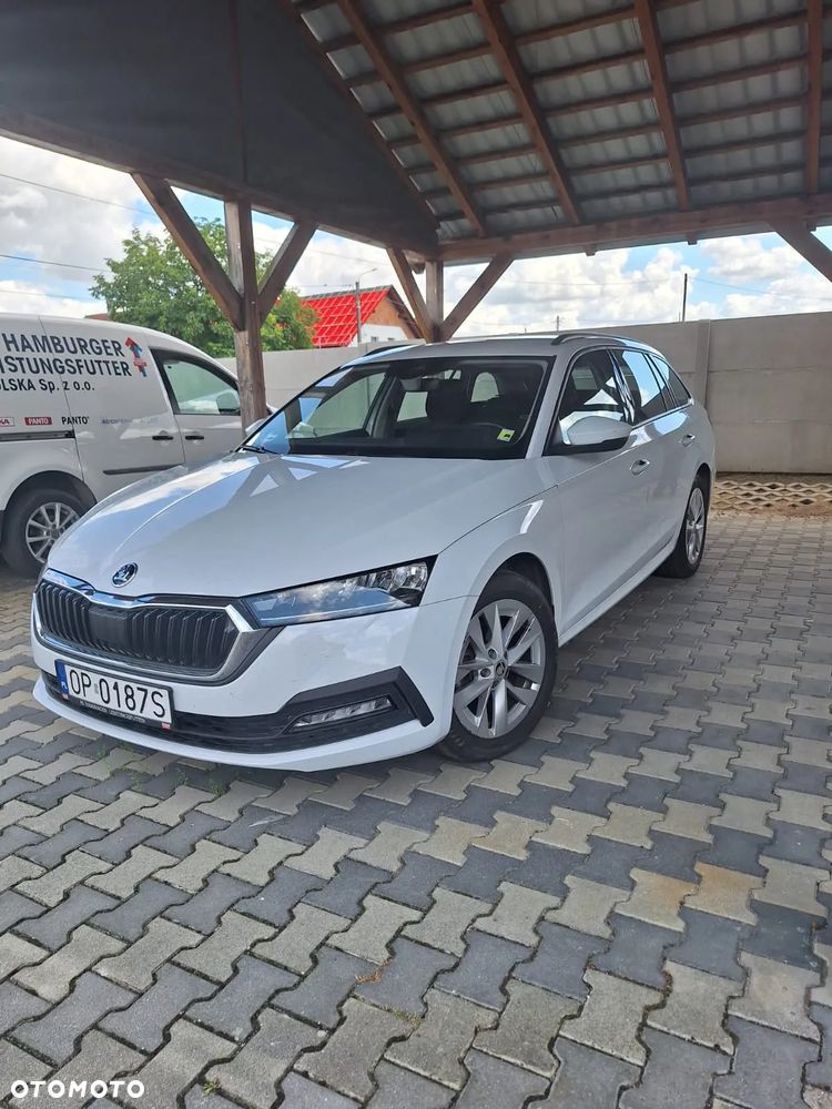 Skoda Octavia 2.0 TDI Ambition DSG - 2