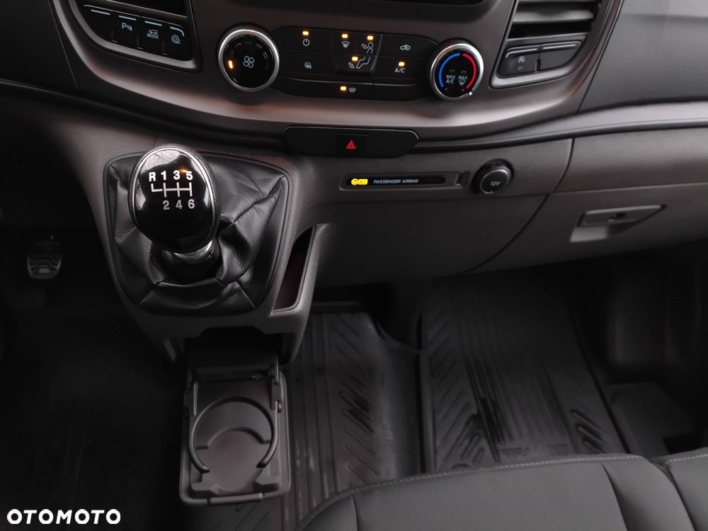 Ford Transit Custom - 26