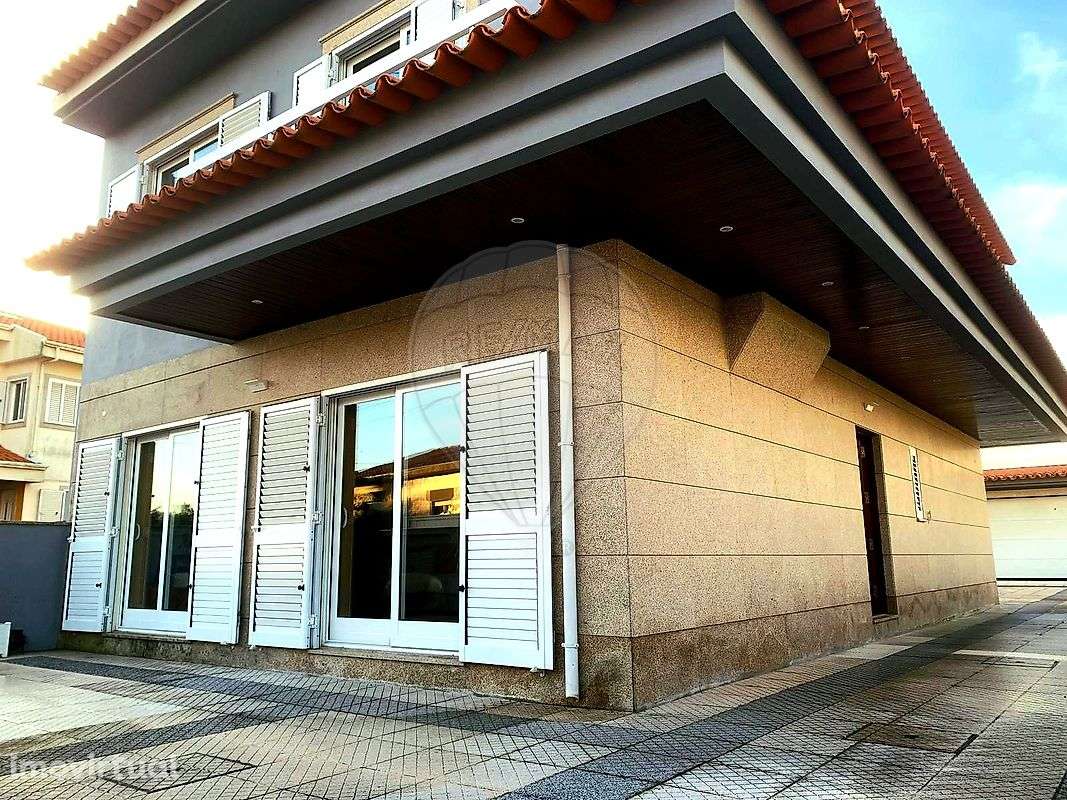 Moradia T3 para venda - Grande imagem: 2/27