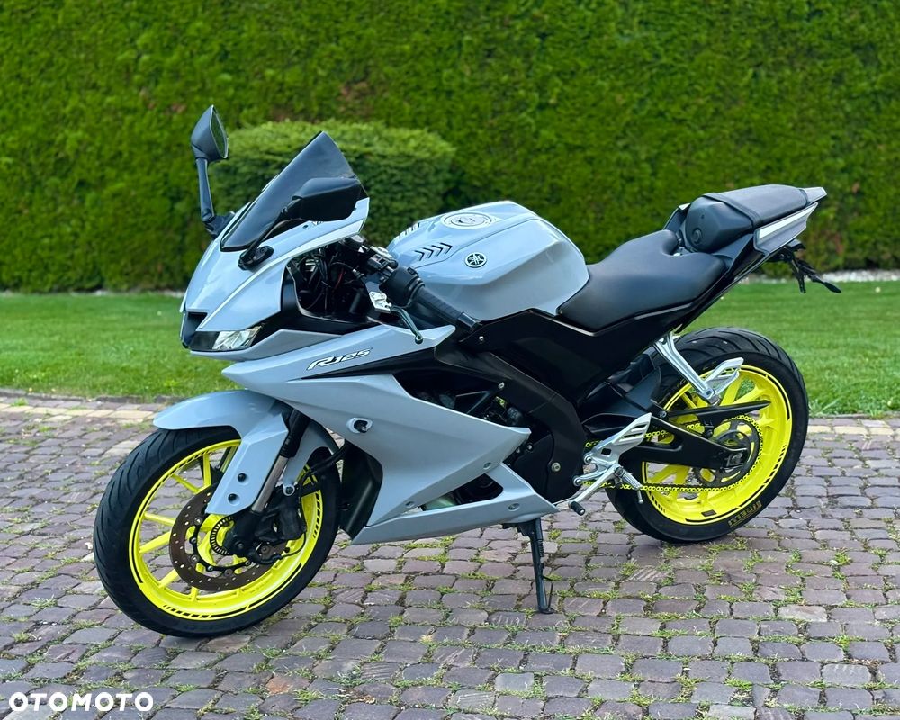 Yamaha YZF - 5