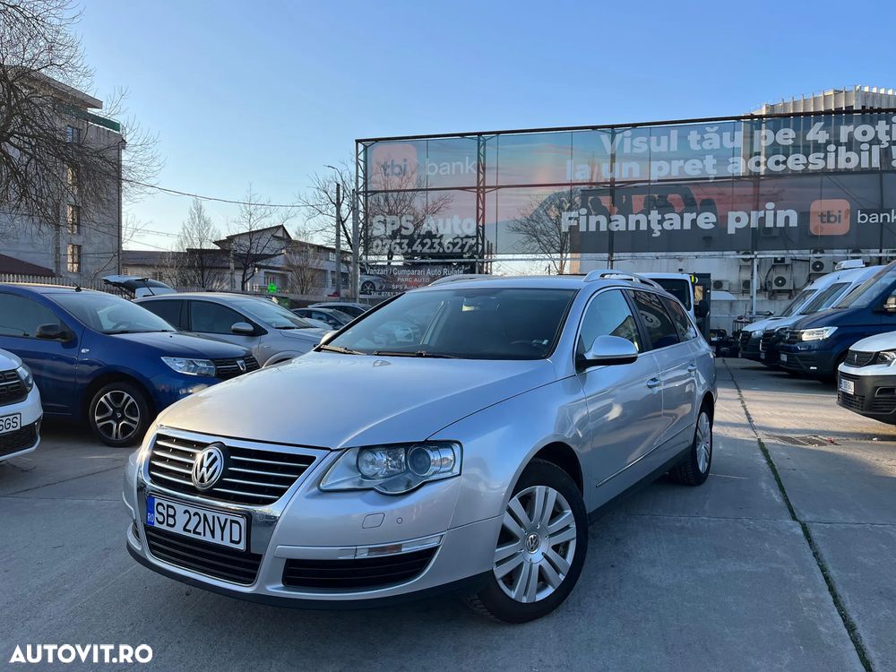 Volkswagen Passat - 1