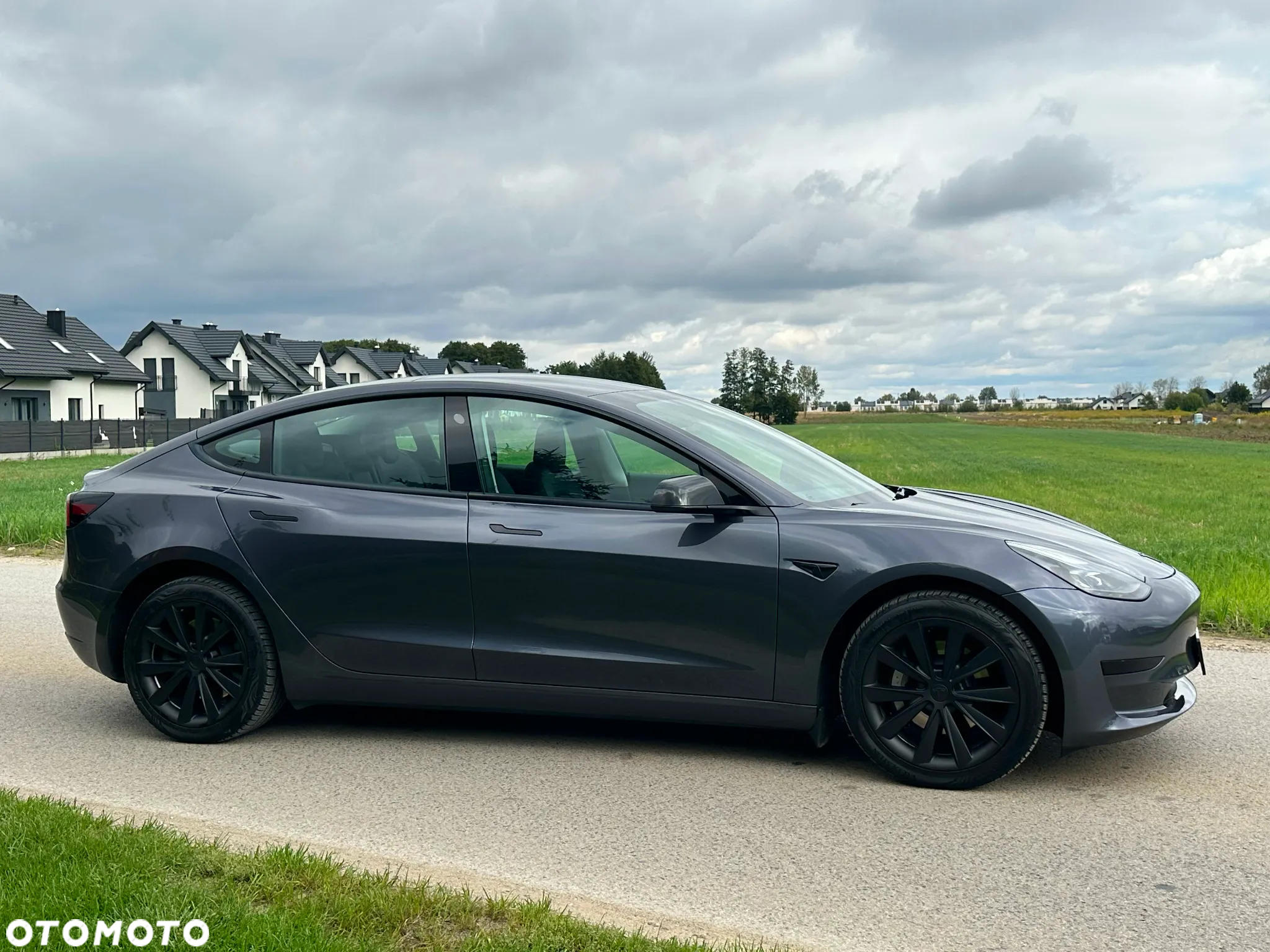 Tesla Model 3 Long Range RWD - 2