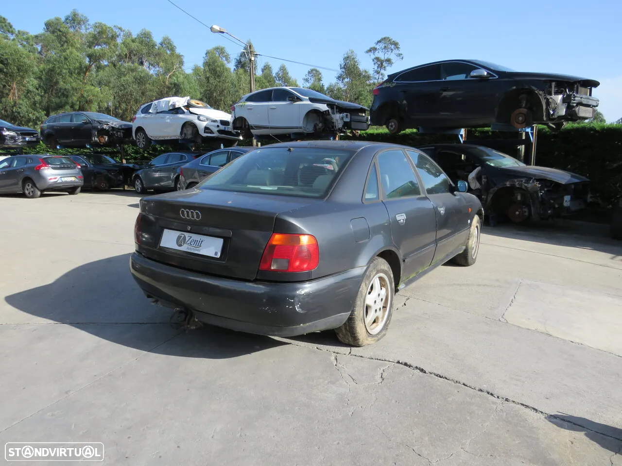 Audi A4 1.9 90Cv de 1995 - Peças Usadas (9512) - 4