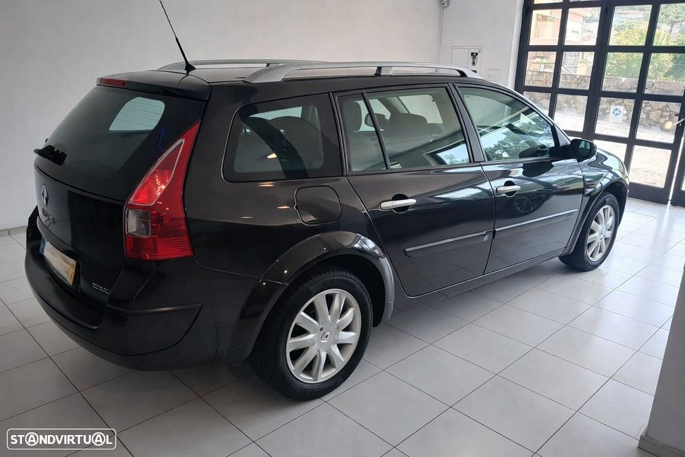 Renault Mégane Break 1.5 dCi C Dynamique - 3