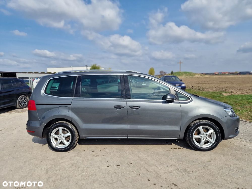Volkswagen Sharan 2.0 TDI DSG BlueMotion Technology Trendline - 8