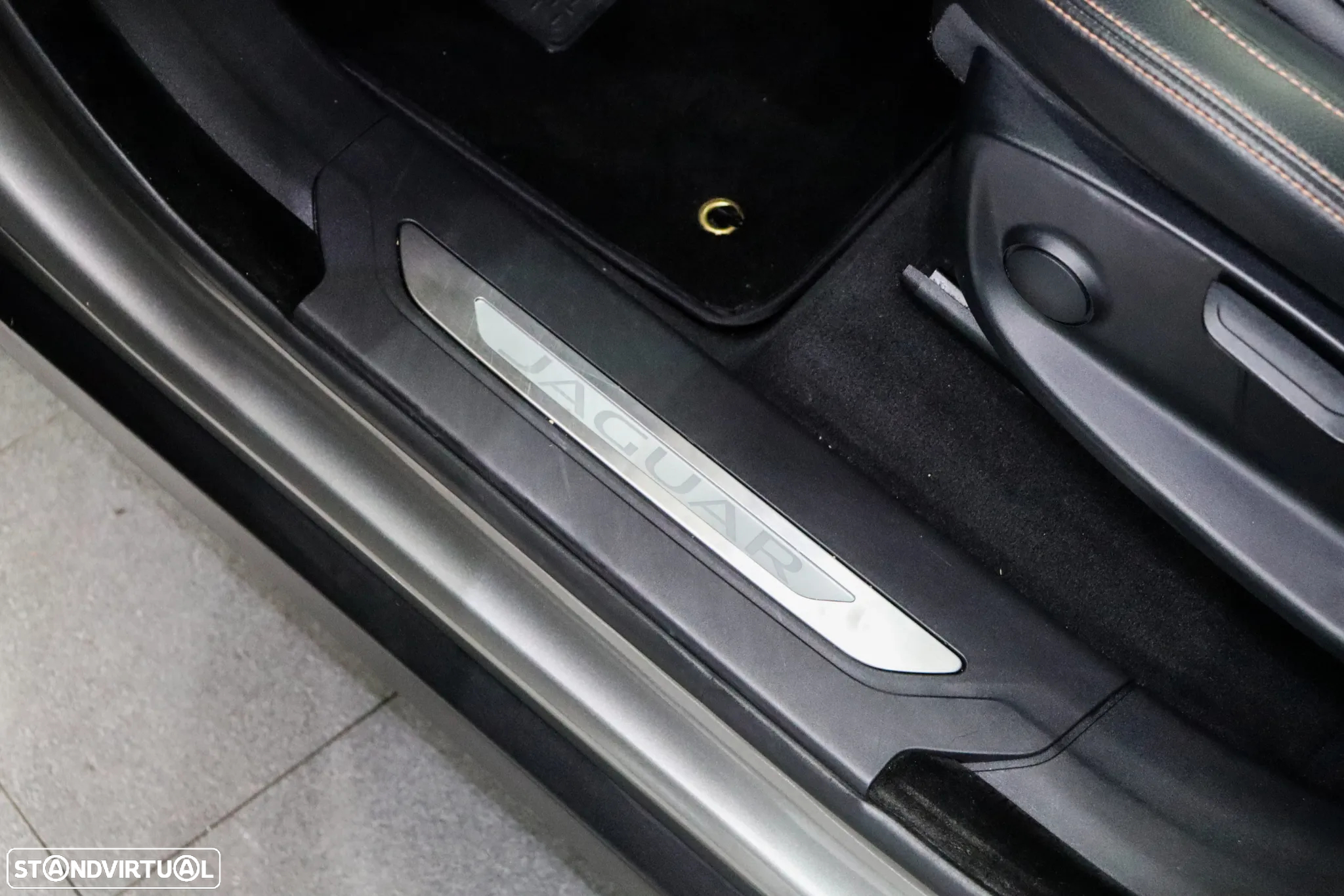 Jaguar F-Pace 2.0 i4D Prestige Aut. - 28