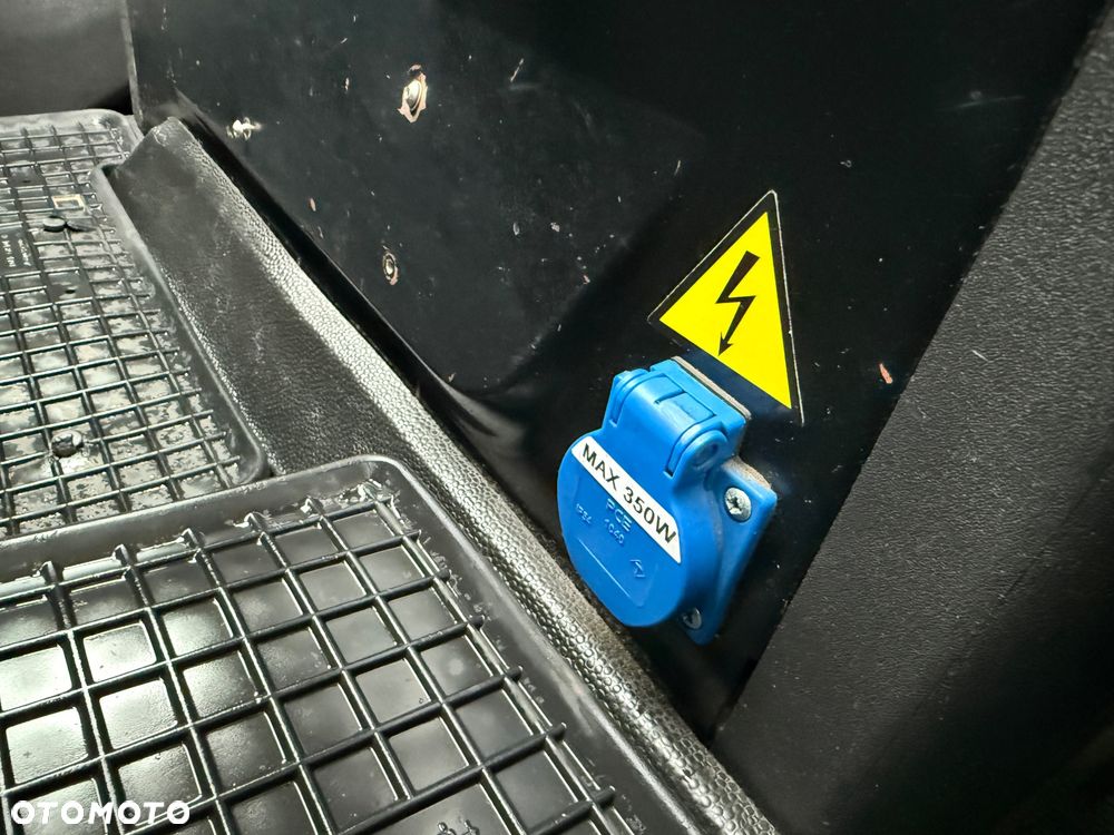Ford TRANSIT COUSTOM - 26