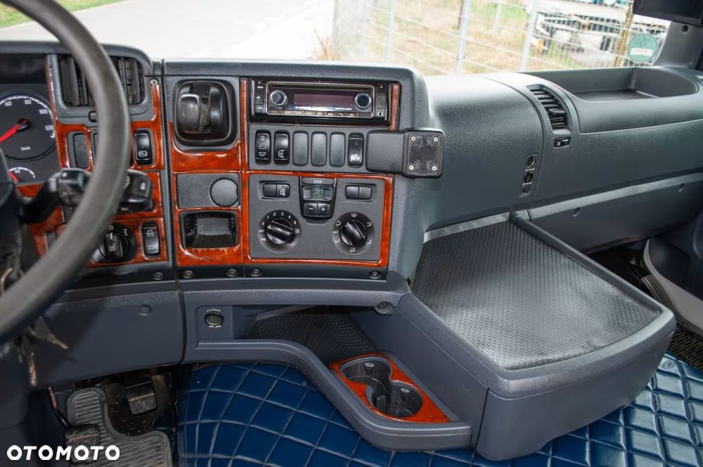 Scania G440 6x2 Hakowiec MEILLER / Oś skrętna podnoszona  / Euro 5/ - 10