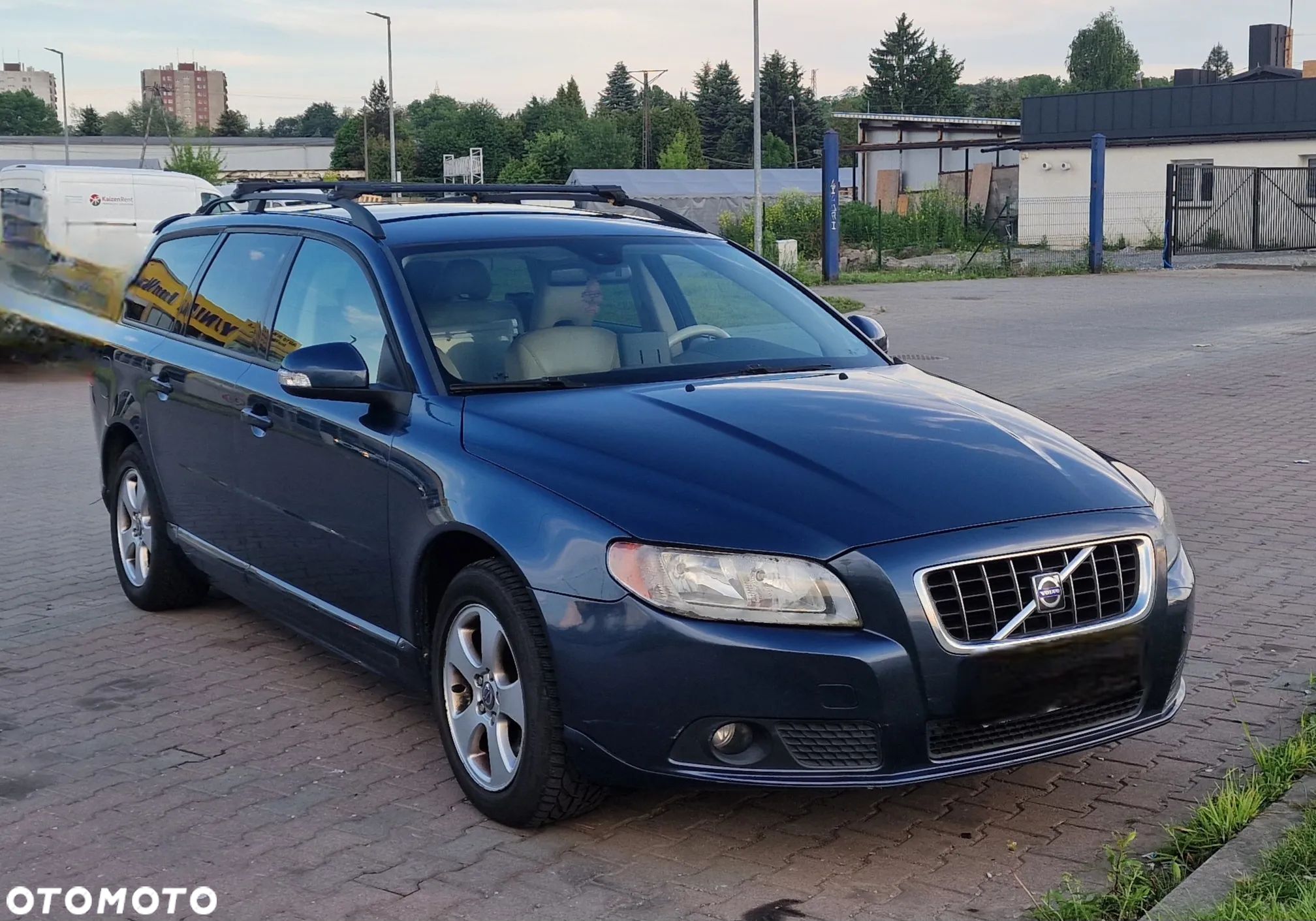 Volvo V70 2.0D Momentum - 1
