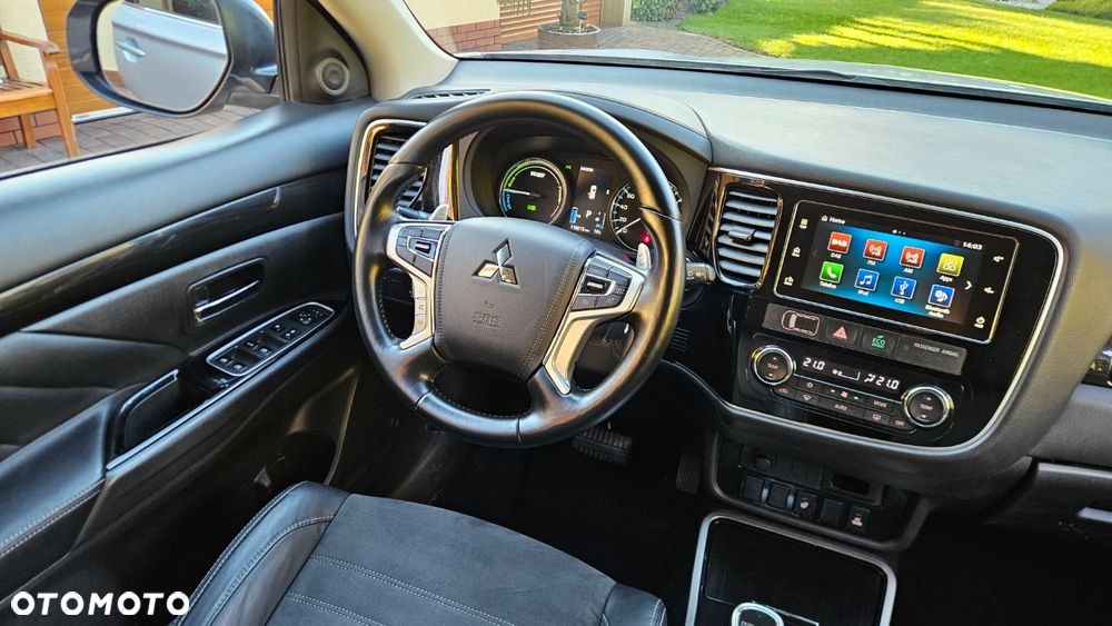 Mitsubishi Outlander - 19