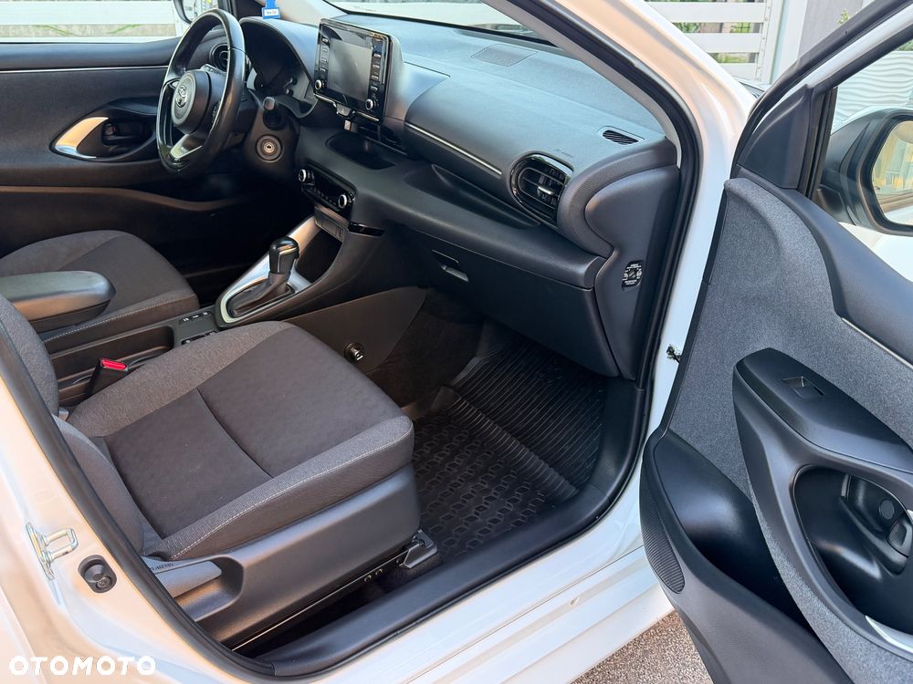 Toyota Yaris Hybrid 1.5 Active - 17