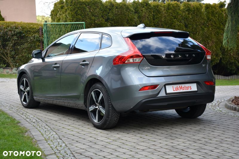 Volvo V40 T2 - 13