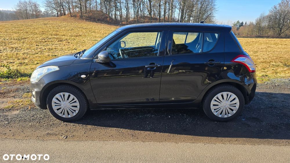 Suzuki Swift - 4