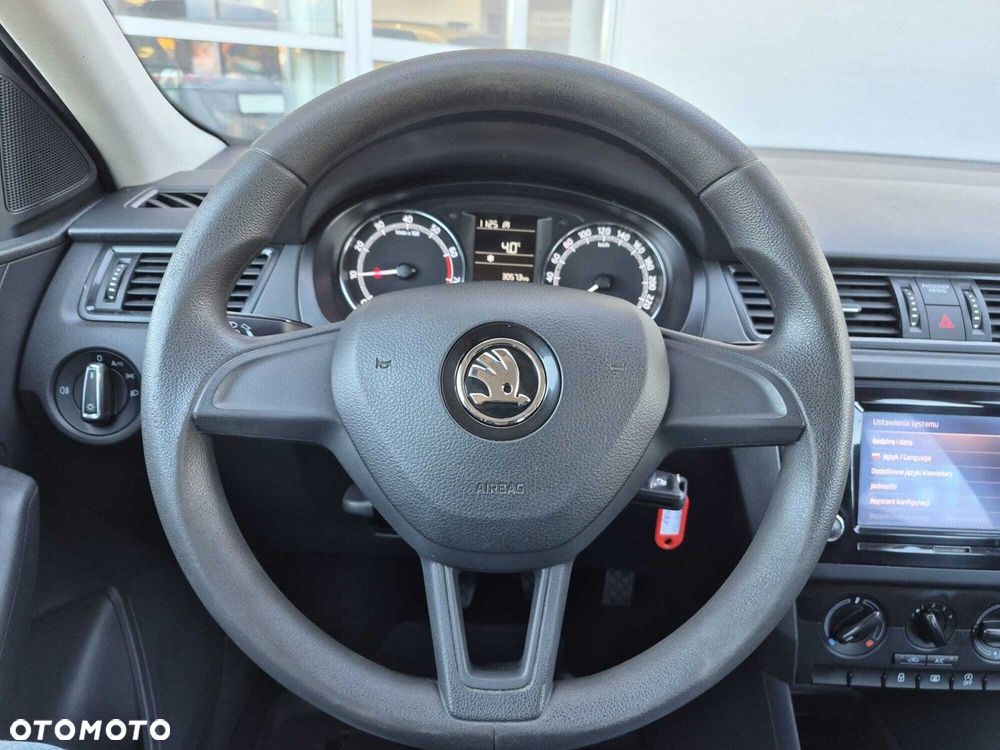 Skoda RAPID - 6