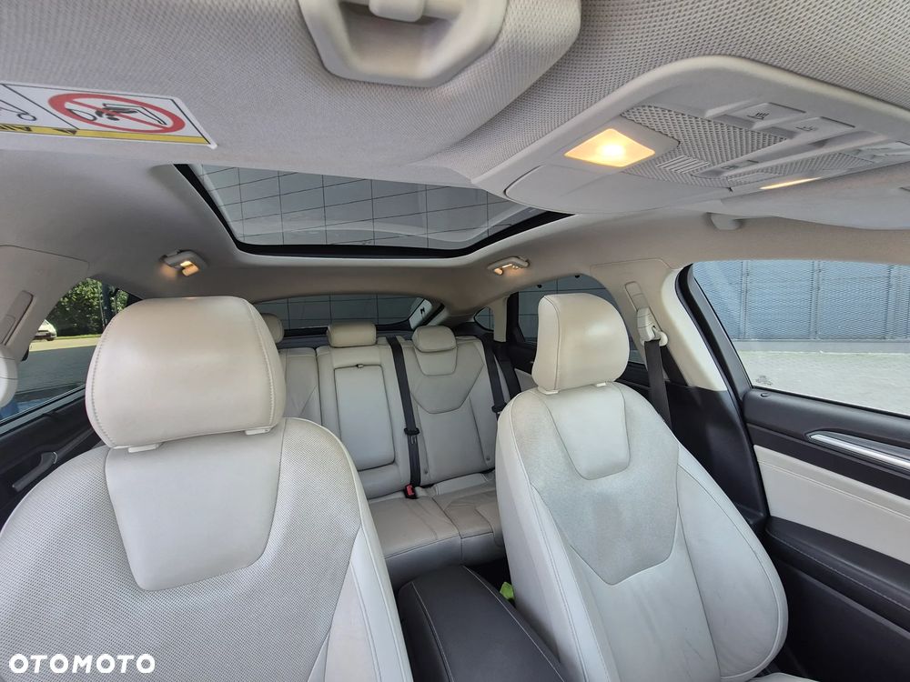Ford Mondeo 2.0 TDCi Titanium PowerShift - 13