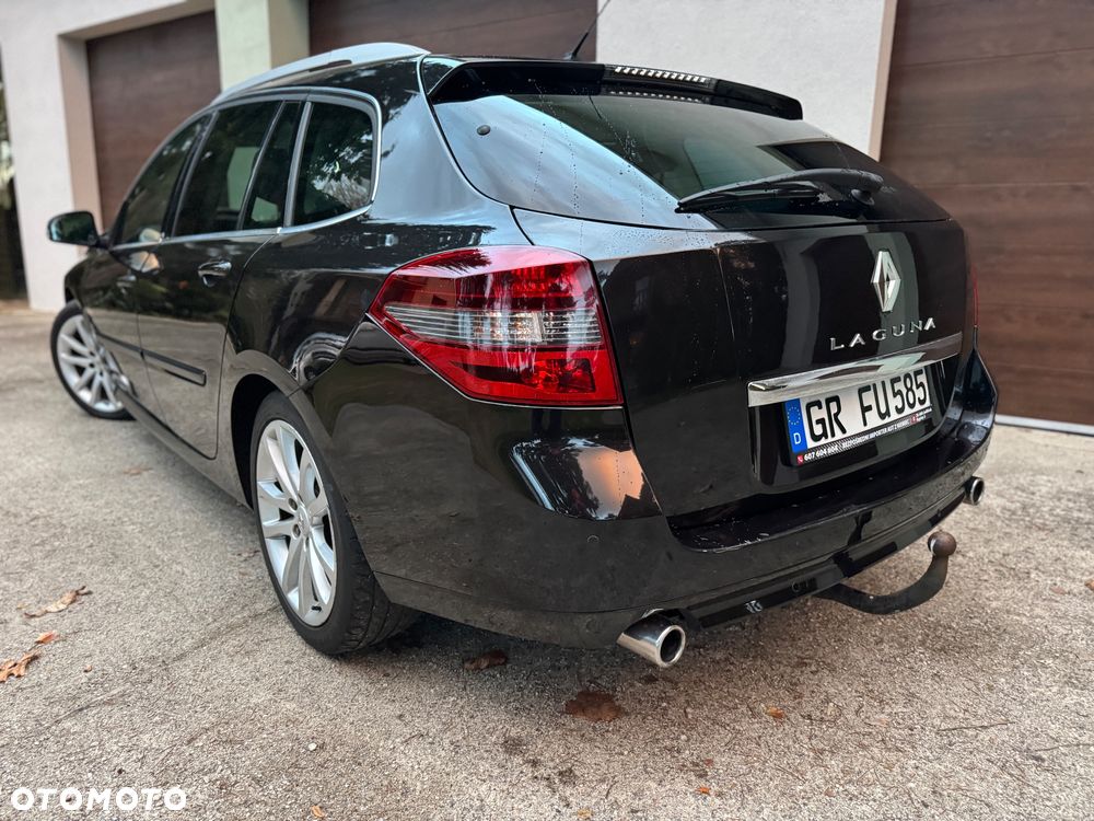 Renault Laguna dCi 175 FAP GT - 12