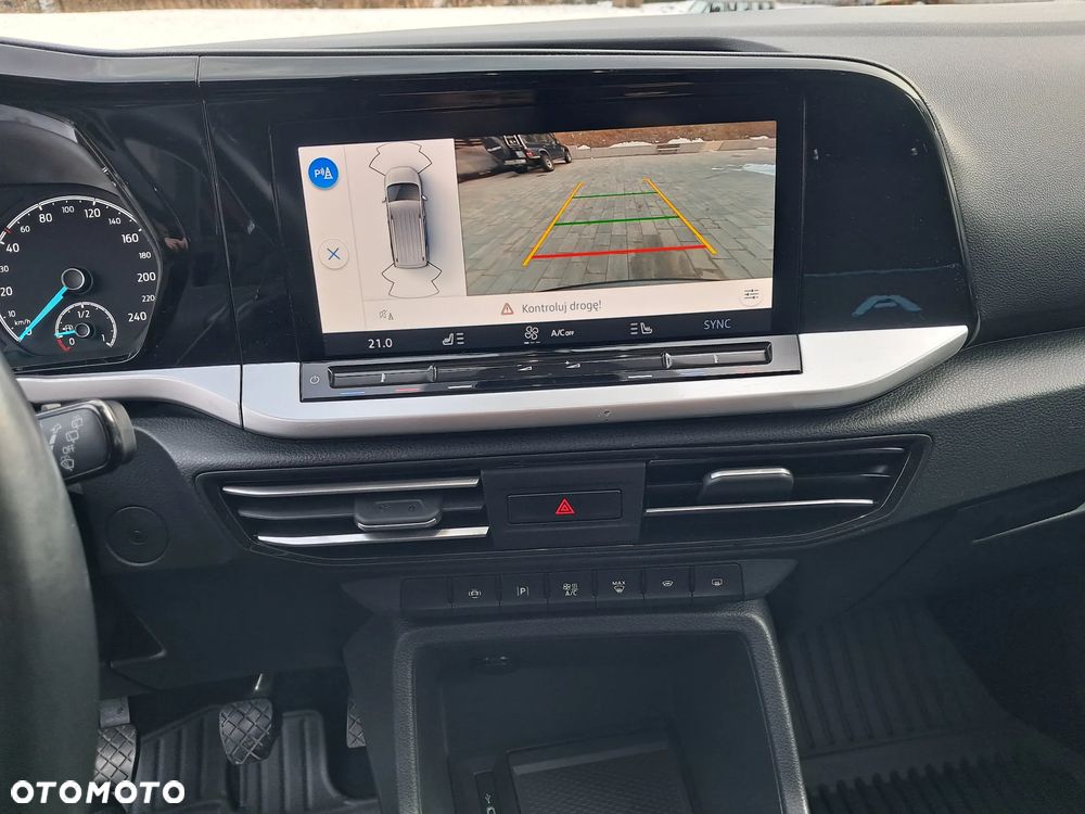 Ford Tourneo Connect Grand - 20