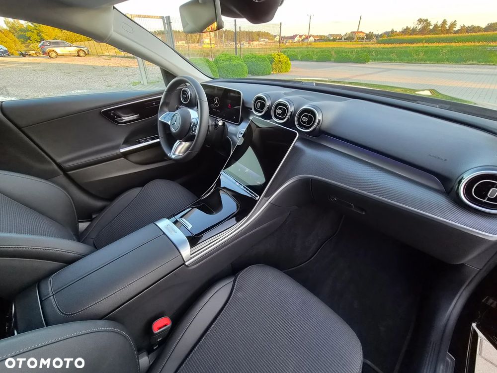 Mercedes-Benz Klasa C 300 de 9G-TRONIC Avantgarde - 14