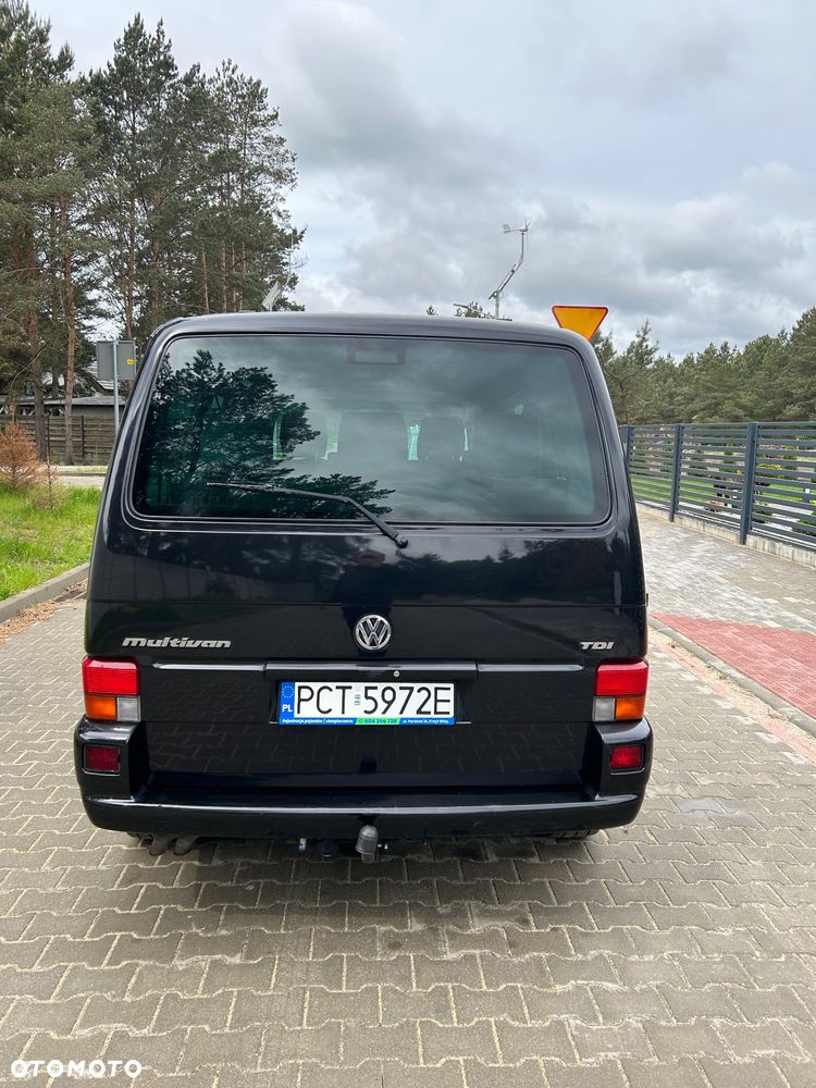 Volkswagen Multivan - 8