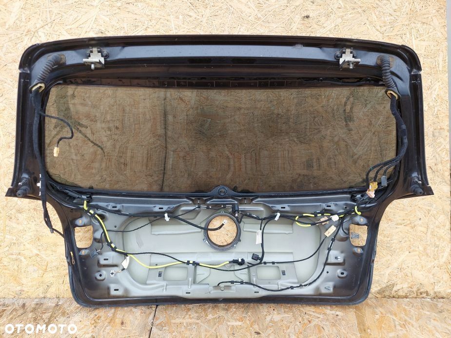 KLAPA POKRYWA BAGAŻNIKA TYŁ VOLKSWAGEN GOLF V 5D - 6