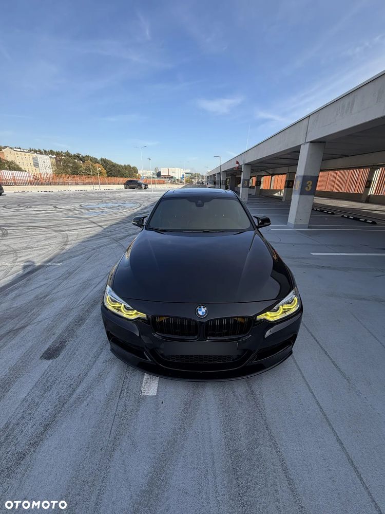 BMW Seria 3 340i xDrive Edition M Sport Shadow - 23