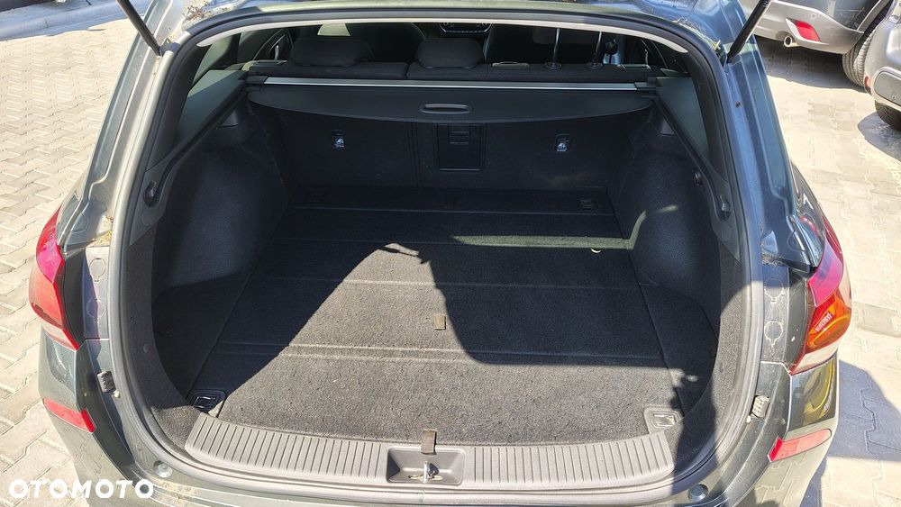 Hyundai i30 1.5 DPI Comfort - 17