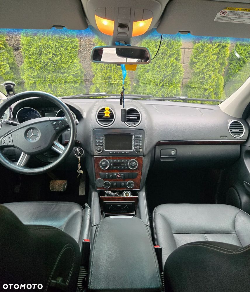 Mercedes-Benz GL 320 CDI - 21
