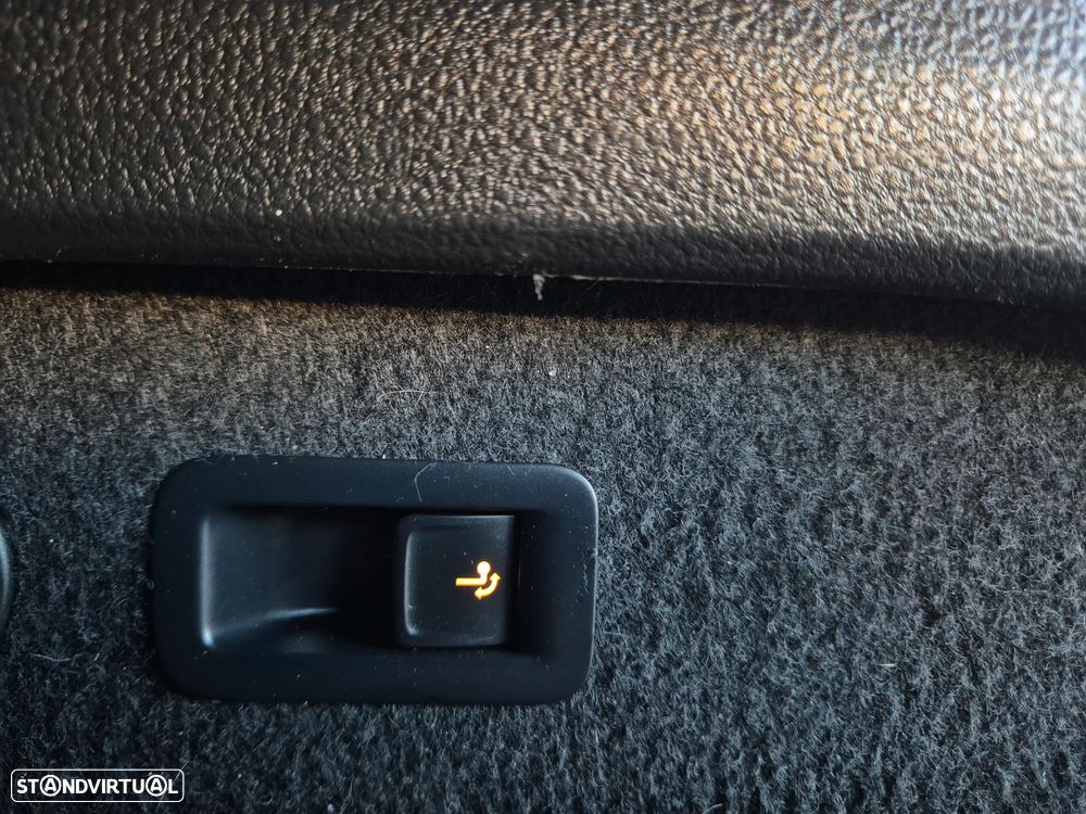 VW Passat Variant 2.0 TDI Confortline - 48