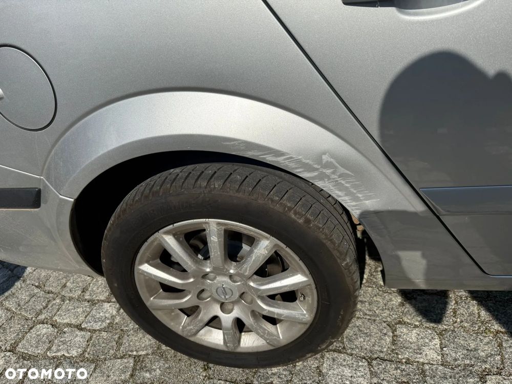 Opel Astra 1.9 CDTI Enjoy - 9