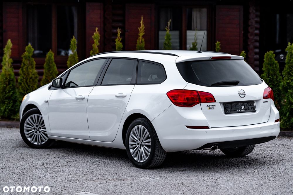 Opel Astra 1.4 Turbo Sport - 9