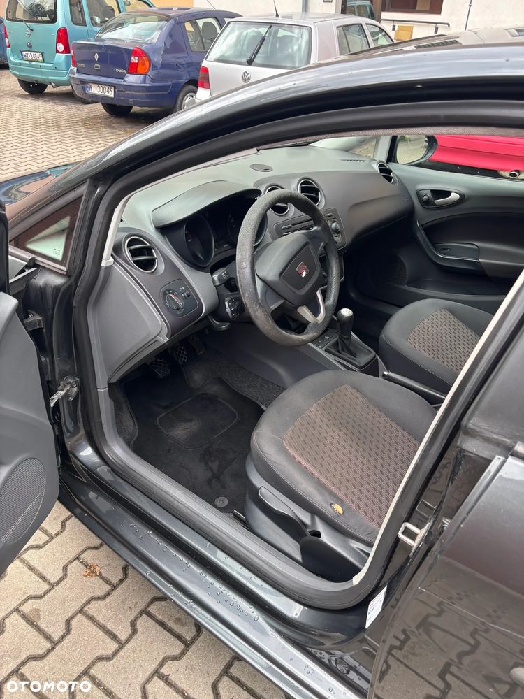 Seat Ibiza 1.4 16V Entry - 10