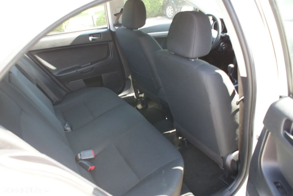 Mitsubishi Lancer 1.6 ClearTec Plus - 14