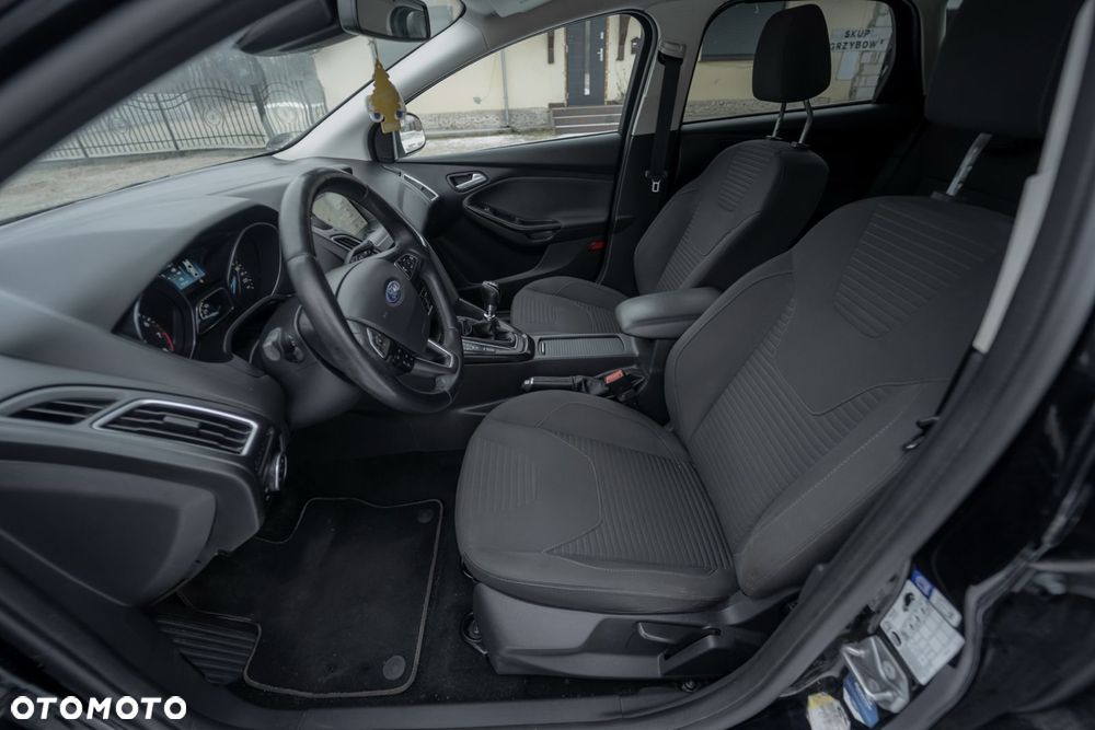 Ford Focus SW 1.0 EcoBoost Hybrid TITANIUM STYLE - 39