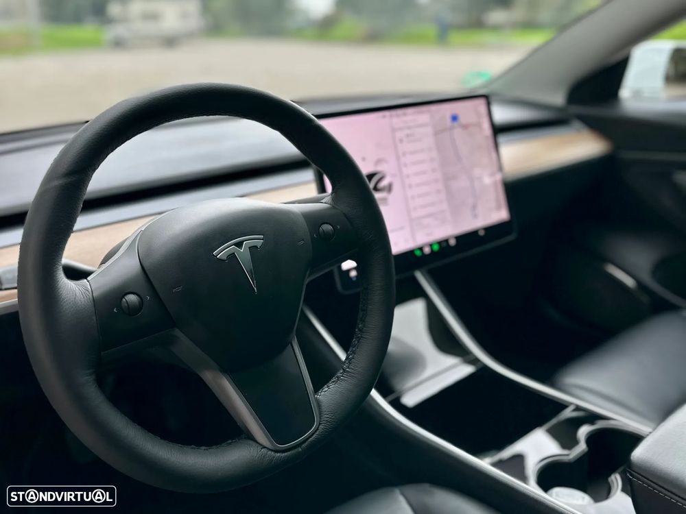 Tesla Model 3 Long-Range Dual Motor AWD - 14