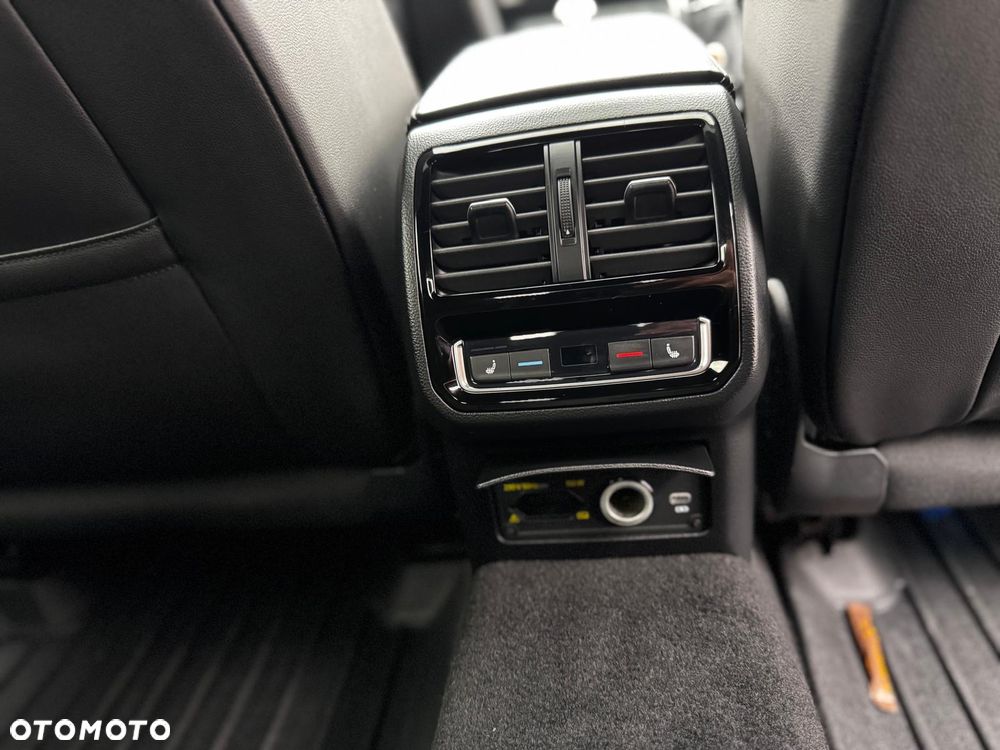 Volkswagen Arteon 2.0 TSI R-Line DSG - 17