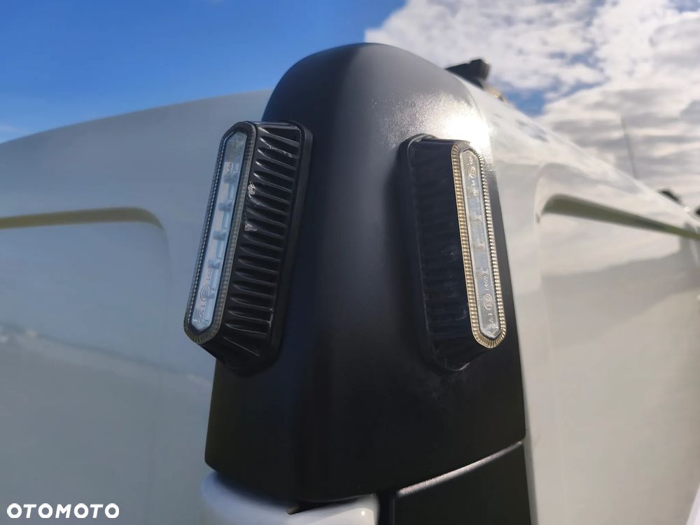 Renault TRAFIC - 31